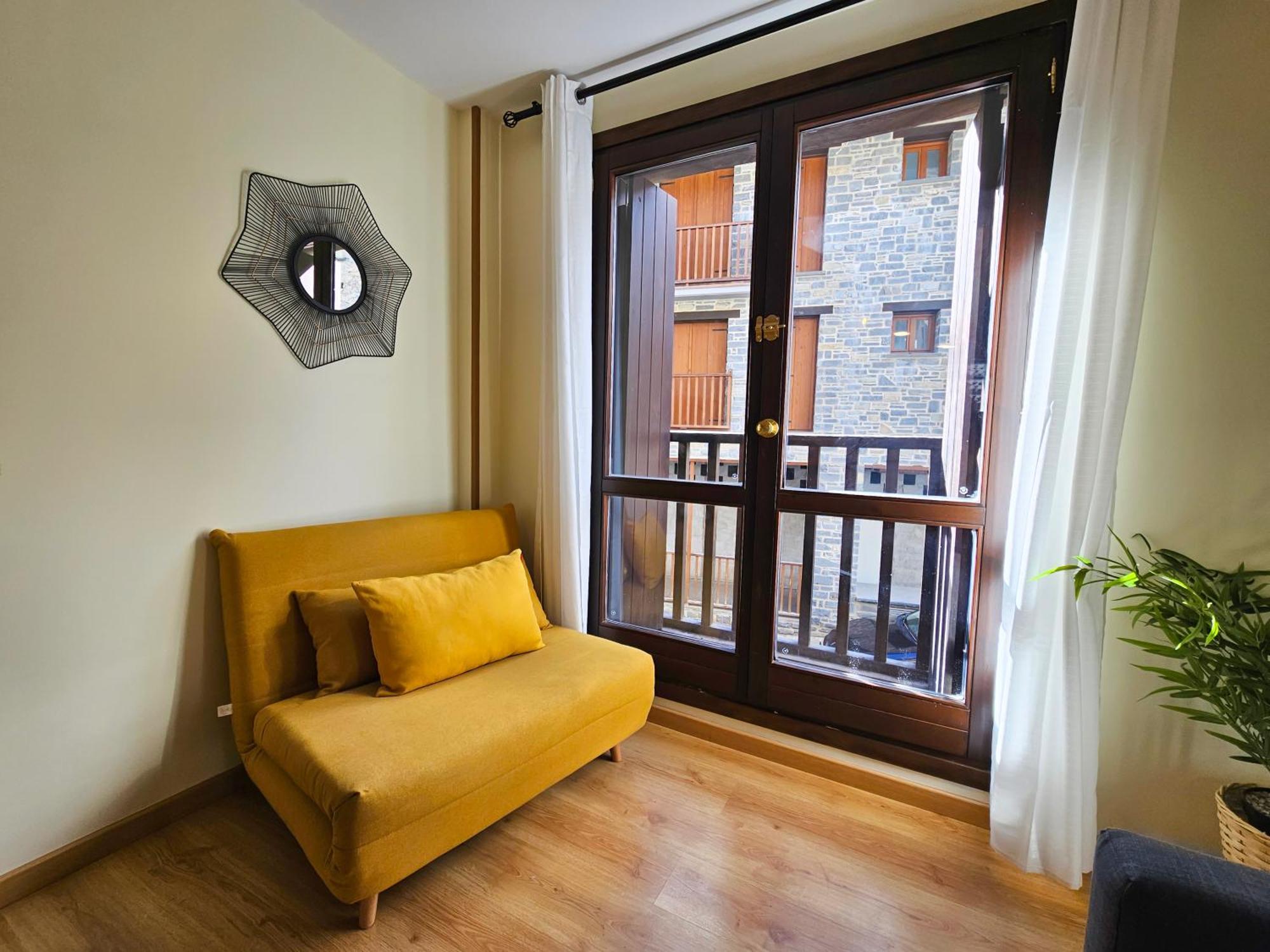 Apartamentos Escarrilla Suites 3000 Экстерьер фото